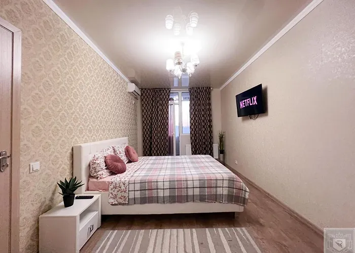 Renthouse Apartments Little Paris